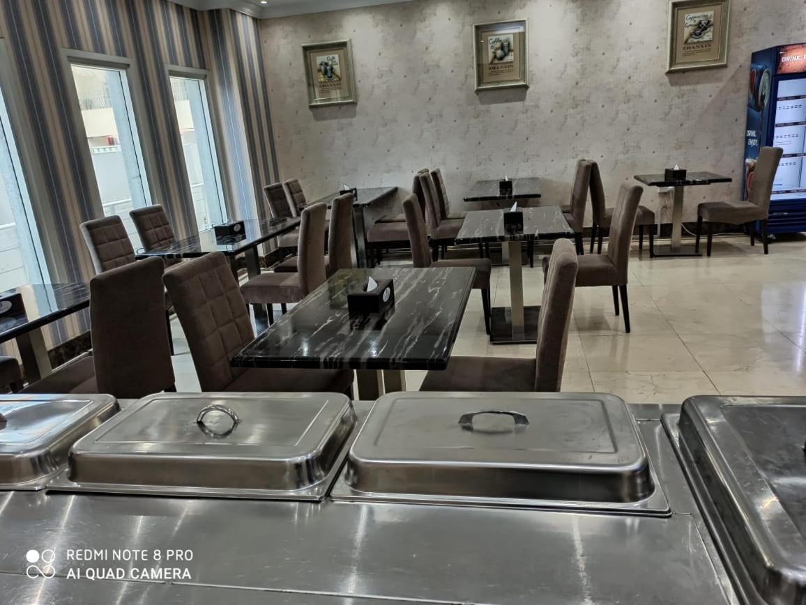Better Living Apartment Dubai Ngoại thất bức ảnh